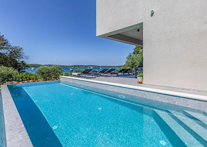 别墅 Foska 梅杜林